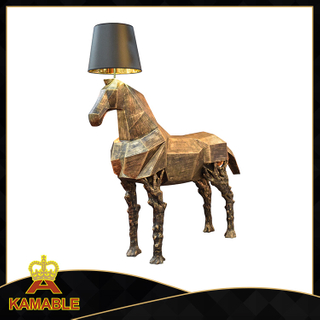 الألياف الزجاجية المقوى البلاستيك الديكور مصباح الطابق الحصان (KAMF5866)