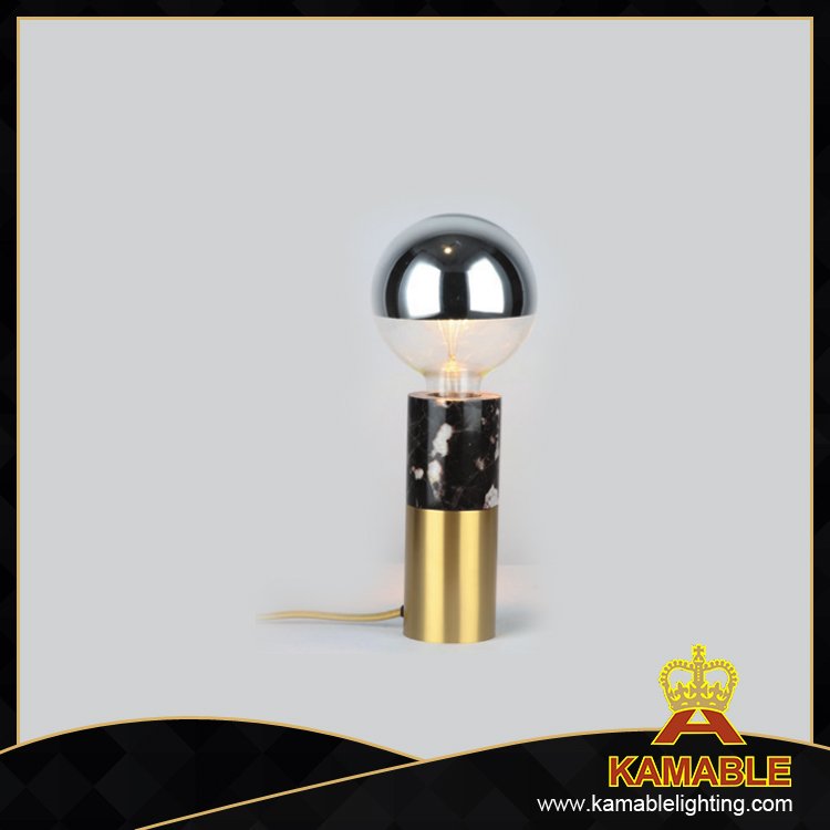 ديكور داخلي حديث نحاسيّ طاولة ضوء (RST9068BG)